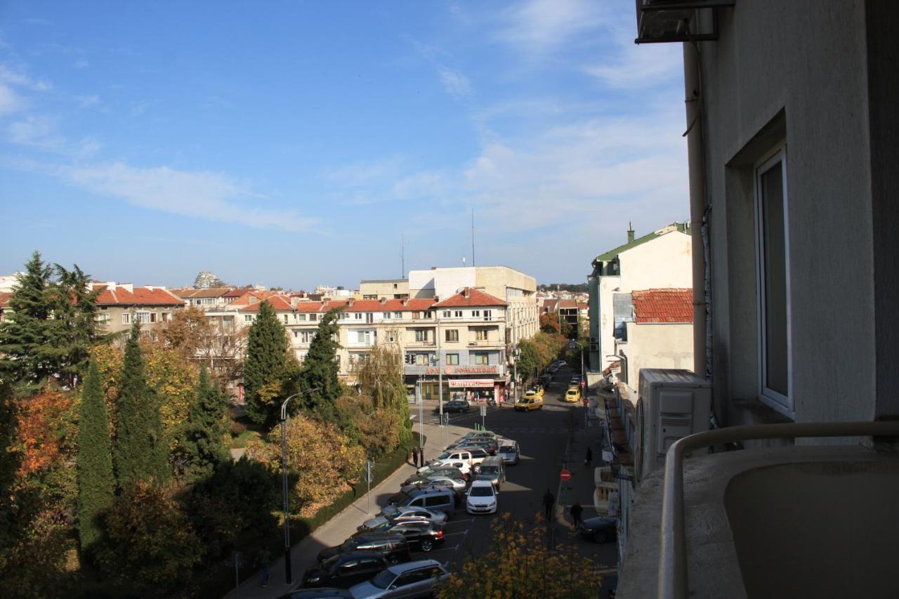 Luxury Versailles Apartments Center Opera 부르가스 외부 사진