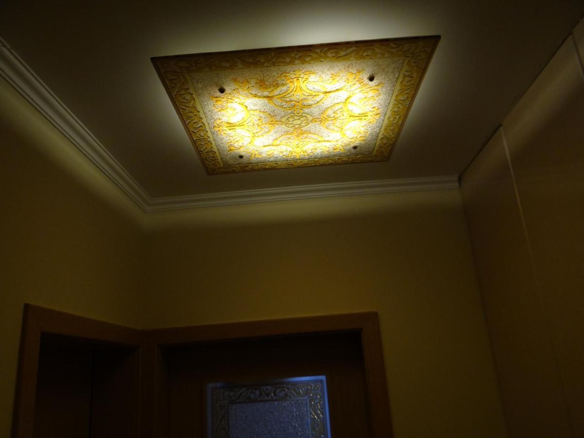 Luxury Versailles Apartments Center Opera 부르가스 외부 사진